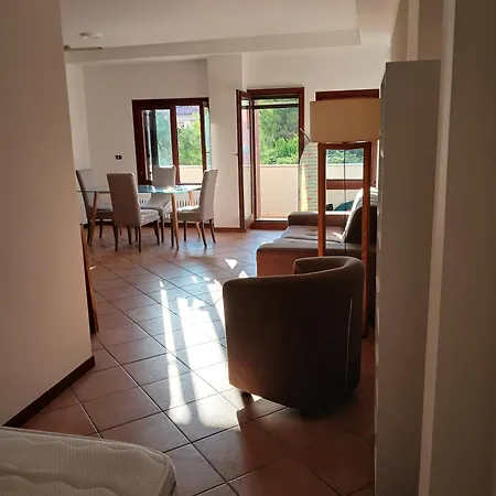 דירה Flat On The Front With Private Spot Included