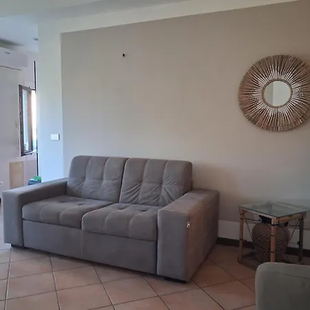 Апартаменты Flat On The Front With Private Spot Included *